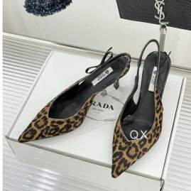 Picture of Prada Shoes _SKUPradasz35-40JX020219212